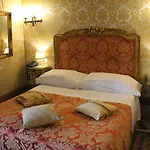 Palazzo Abadessa 4* Venise
