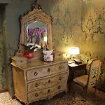 Palazzo Abadessa 4*