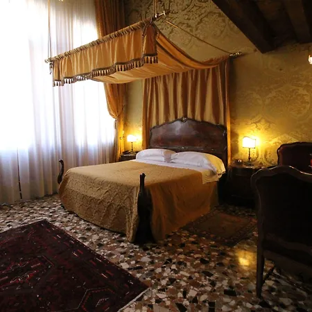 Palazzo Abadessa Szálloda 4*
