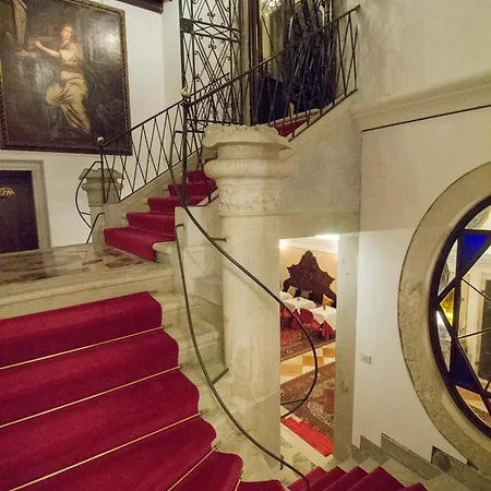 Palazzo Abadessa Szálloda 4*