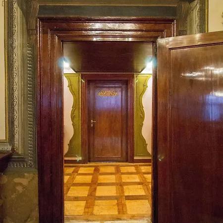 Hotel Palazzo Abadessa 4*