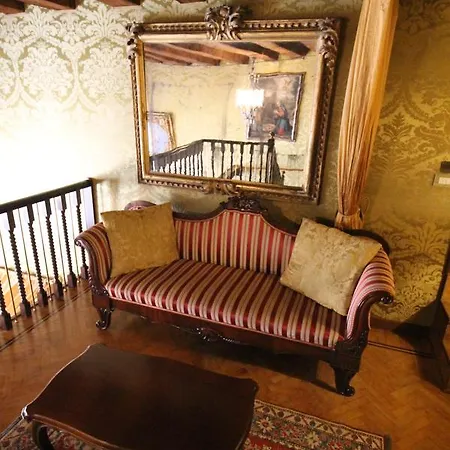 Palazzo Abadessa Venice