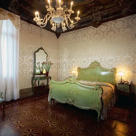 Palazzo Abadessa 4* Venice