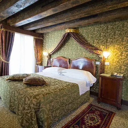 Palazzo Abadessa 4*