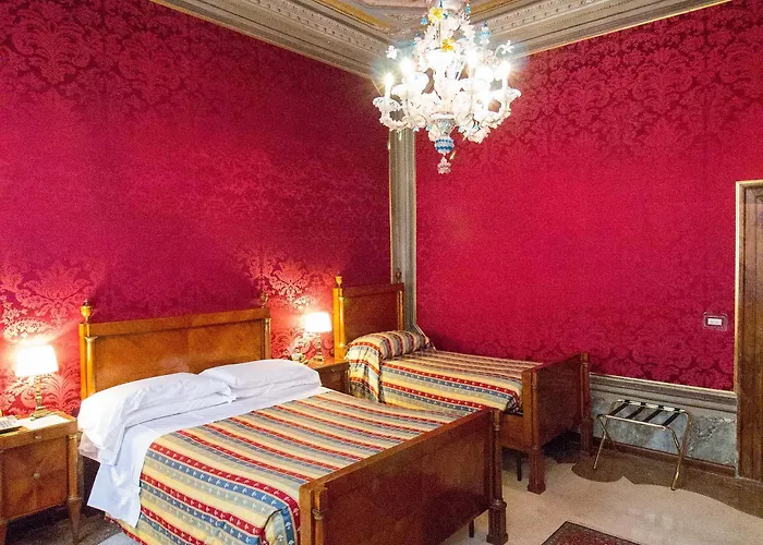 Hotel Palazzo Abadessa 4*