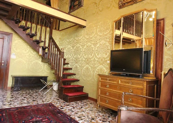 Palazzo Abadessa Hotel 4*