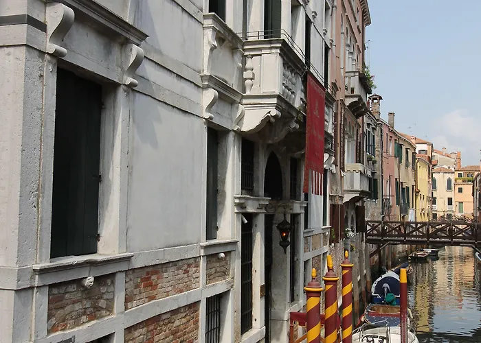 Hotel Palazzo Abadessa 4*