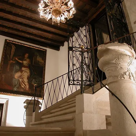 Szálloda Palazzo Abadessa