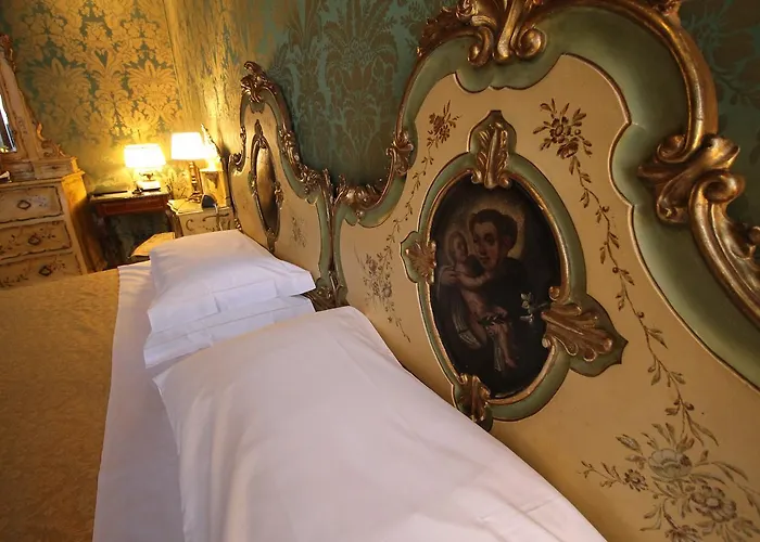 Palazzo Abadessa מלון 4*